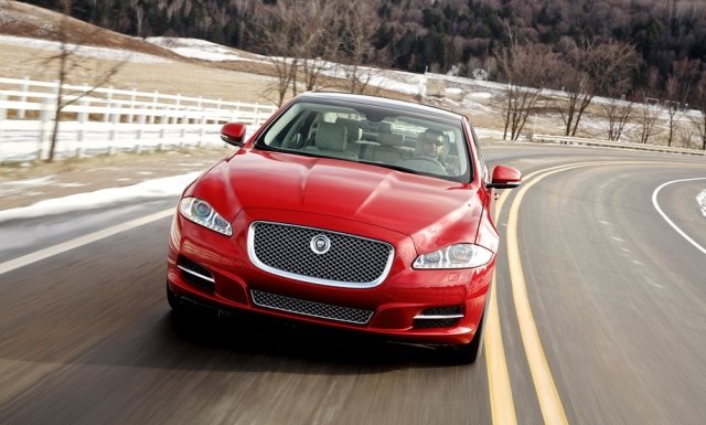 How to Drive on Highways and Rural Roads: Useful Tips for New Drivers and Veterans Alike